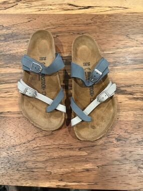 Birkenstock Two-Tone Buckle Sandals in Blue & Light Gray